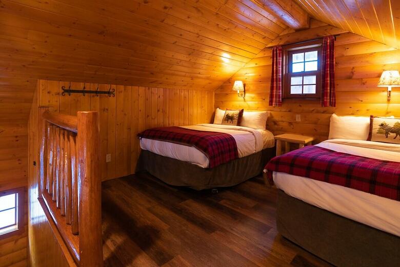 Hotel Baker Creek Mountain Resort