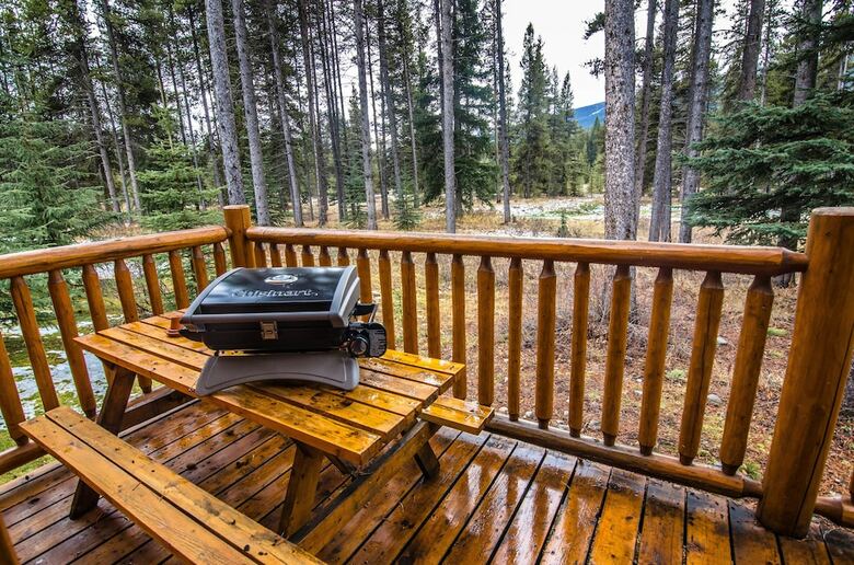 Hotel Baker Creek Mountain Resort