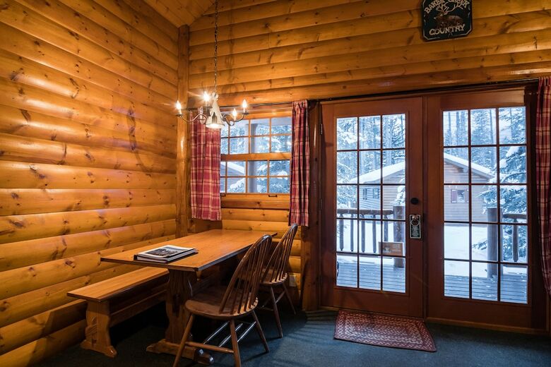 Hotel Baker Creek Mountain Resort