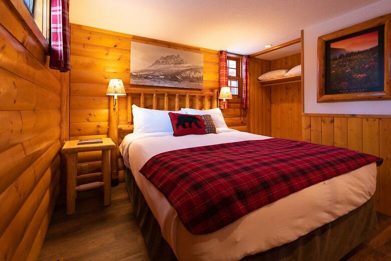 Hotel Baker Creek Mountain Resort