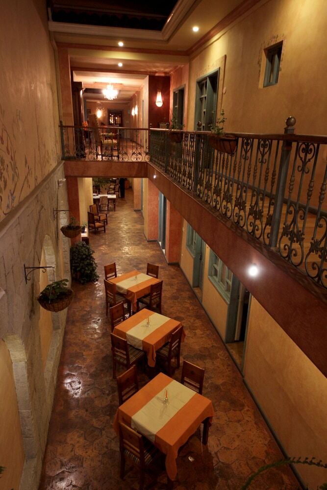 Hostal Hotel In�s Mar�a