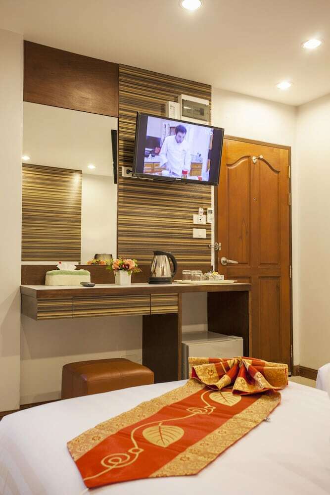 Patong Max Value Hotel