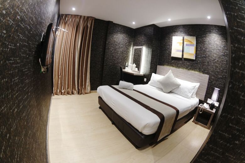 Hotel Herehotel.com