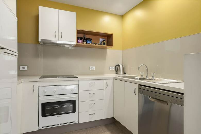 Aparthotel Old Woolstore Apartment Hotel