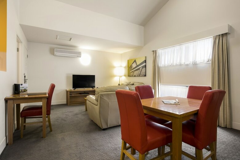 Aparthotel Old Woolstore Apartment Hotel