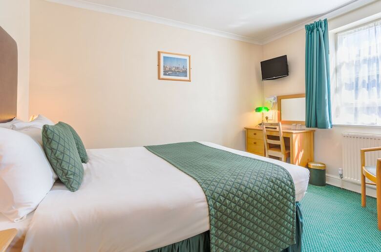 London Town Hotel