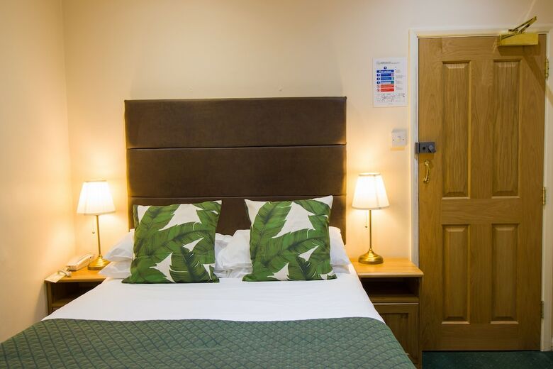 London Town Hotel