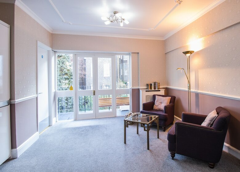 London Town Hotel