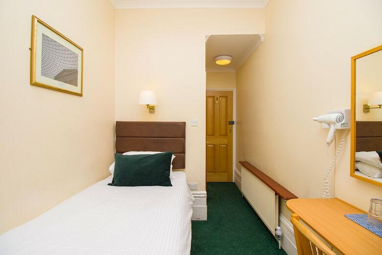 London Town Hotel
