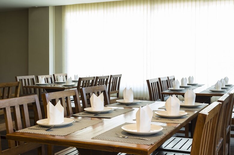 Asia Hotels Group (Poonpetch Chiangmai)