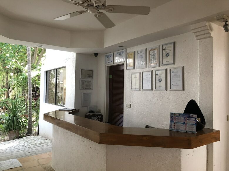 Apartamento The Boracay Beach Resort