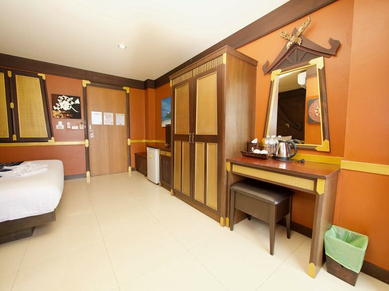 Hotel 99 Residence Patong