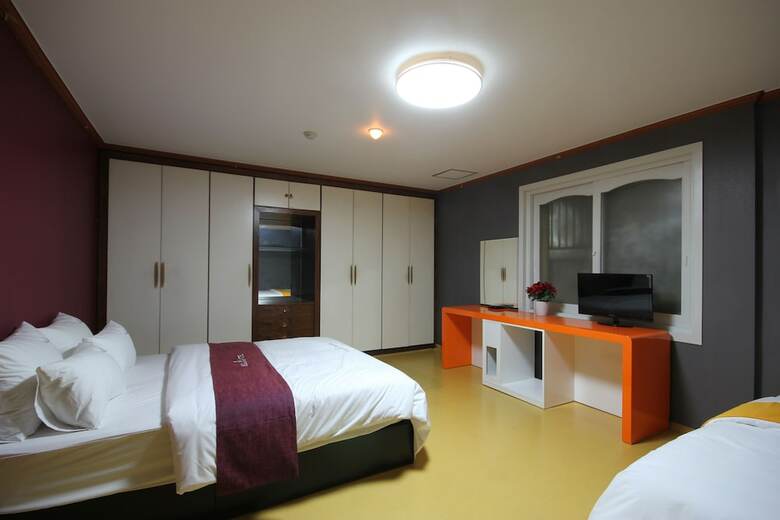 Bsb Hotel
