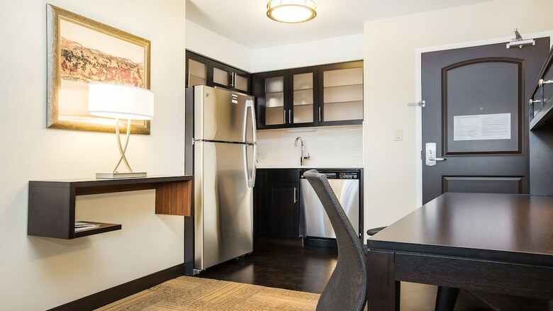 Aparthotel Staybridge Suites West Edmonton