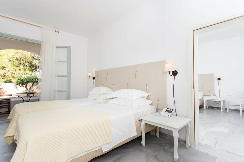 Parosland Hotel