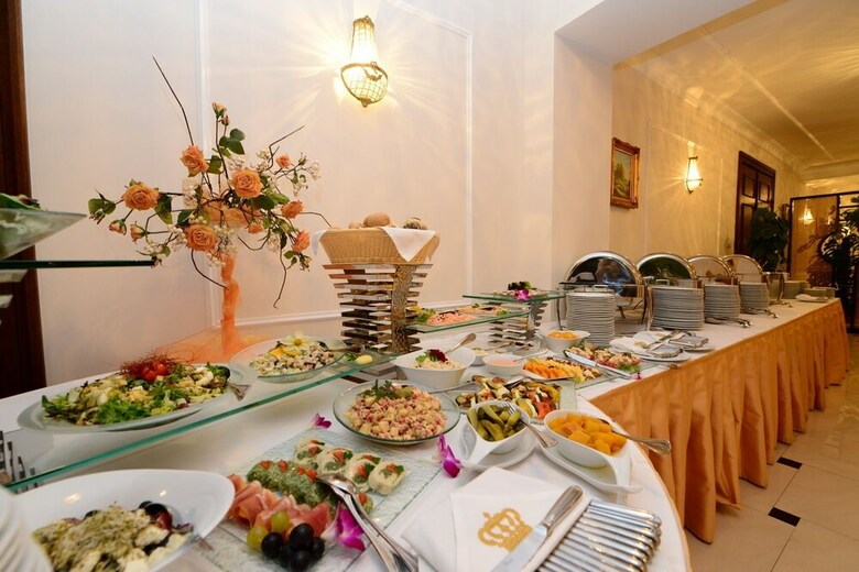 Royal Hotel