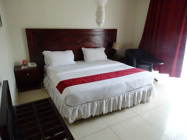 Fairway Hotel & Spa