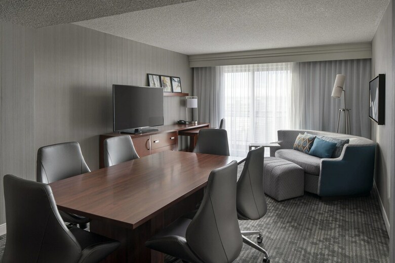 Hotel Courtyard By Marriott Denver Airport