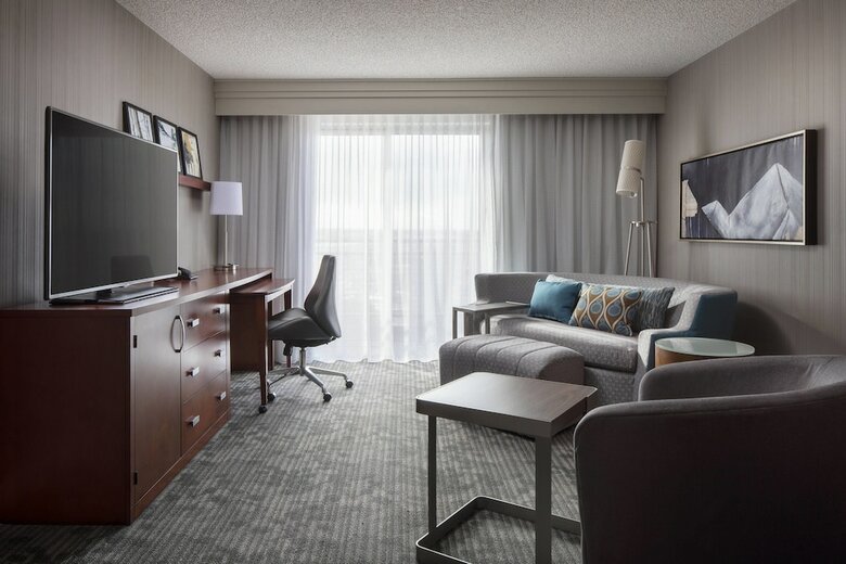 Hotel Courtyard By Marriott Denver Airport