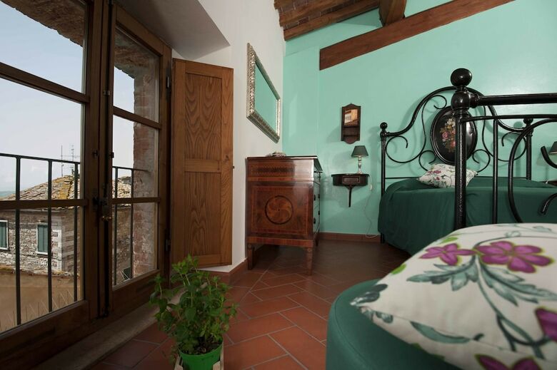 Residencia Antico Granaione