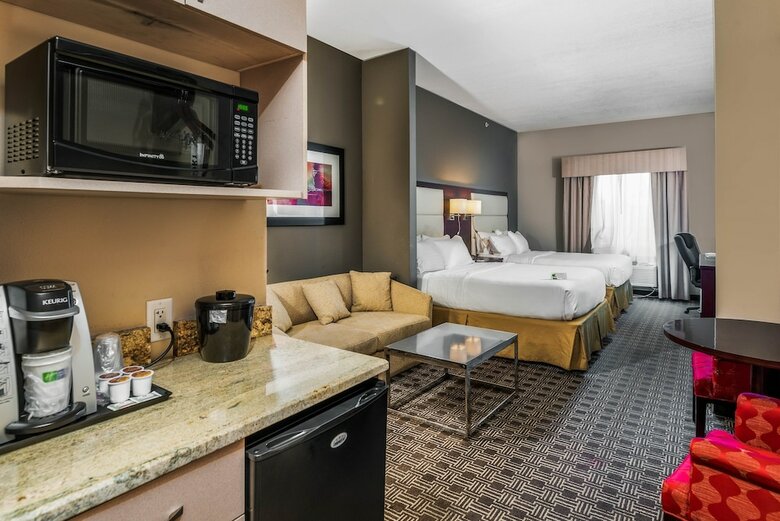 Hotel Holiday Inn Express & Suites Lantana