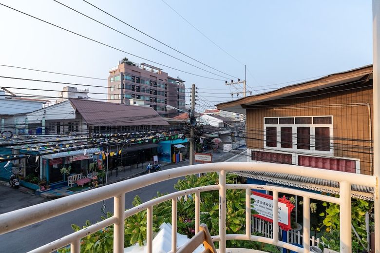 Chomsin Hua Hin Hotel