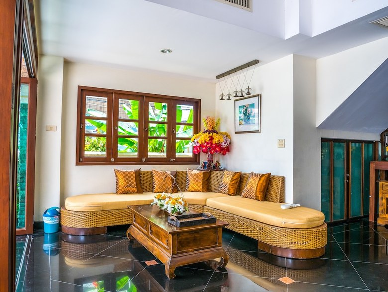 Chomsin Hua Hin Hotel