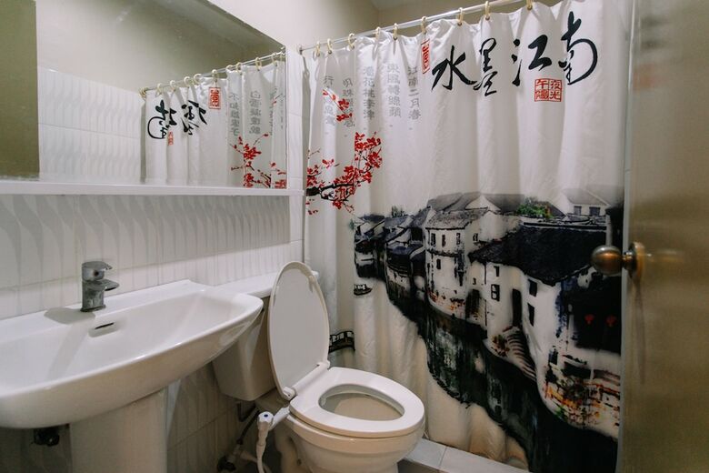 Hotel Dynasty Tourist Inn