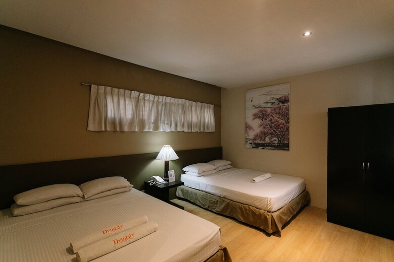 Hotel Dynasty Tourist Inn
