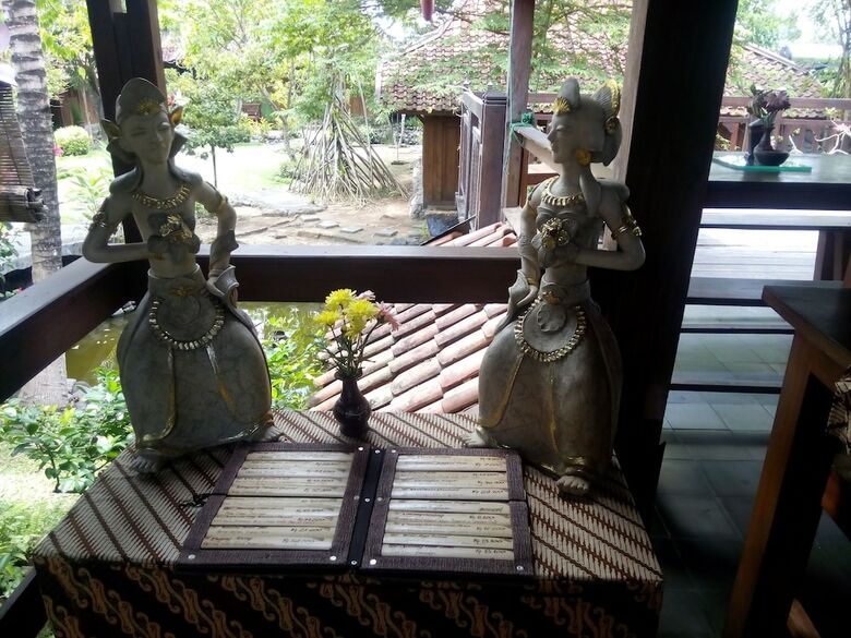 Hotel Tembi Rumah Budaya
