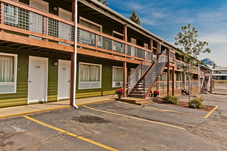 Hotel Coyote Mountain Lodge