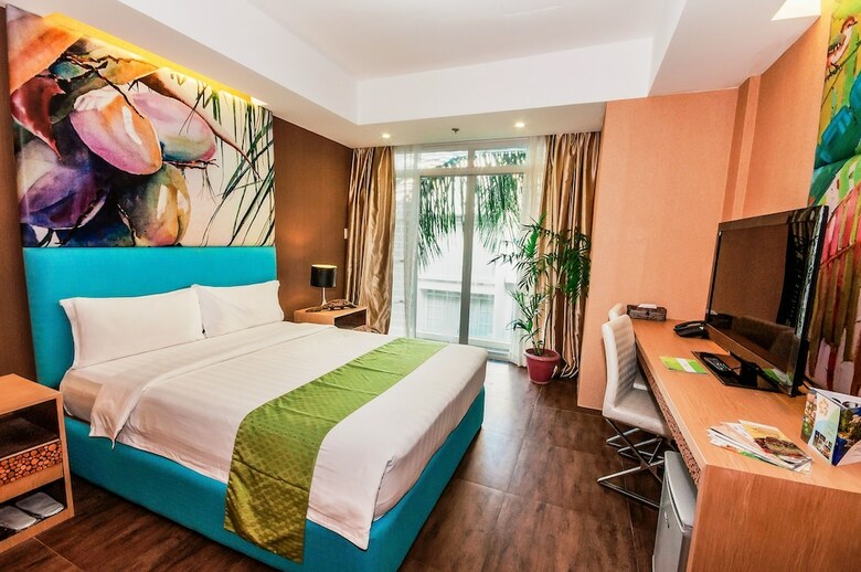 Aziza Paradise Hotel