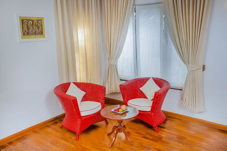 Areindmar Hotel