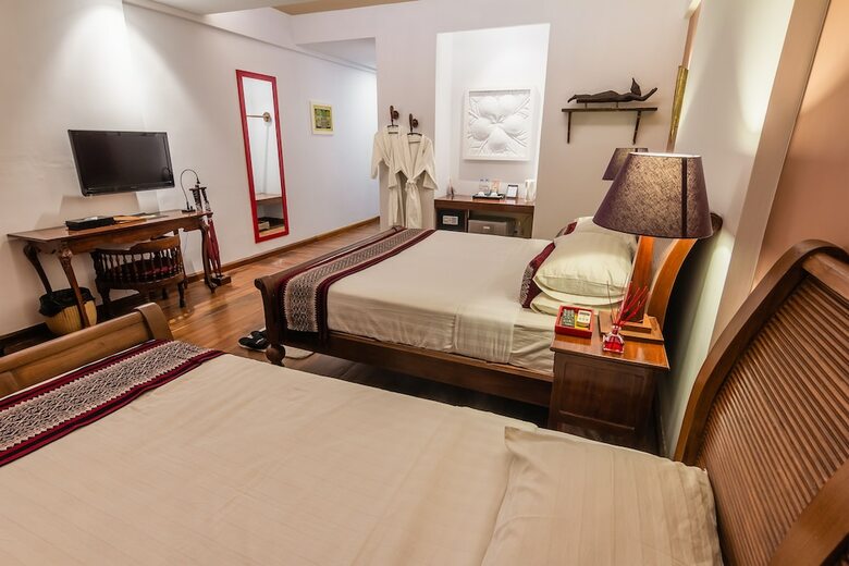 Areindmar Hotel