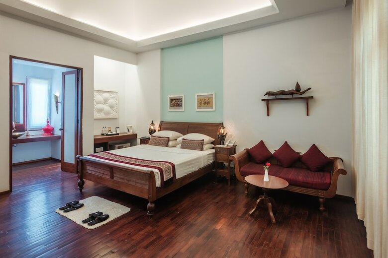 Areindmar Hotel