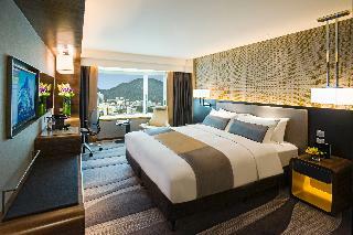 Royal Plaza Hotel