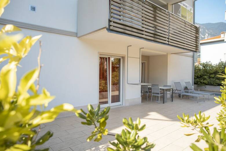 Residencia 4limoni Apartment Resort