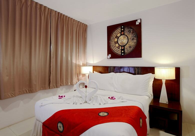 Aparthotel The Park Surin