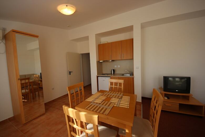 Menada Ravda Apartments