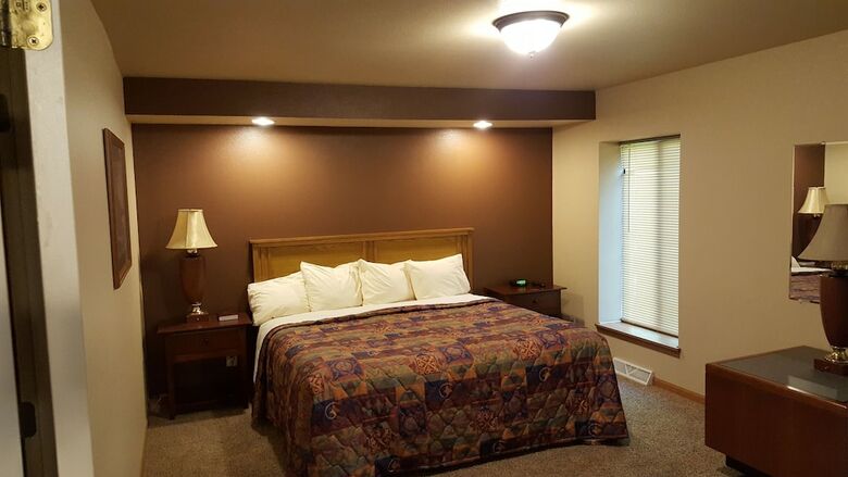Motel Amber's Inn & Suites