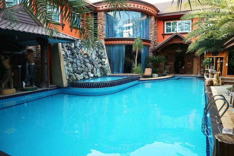 Hotel Khunsri Resort Pattaya
