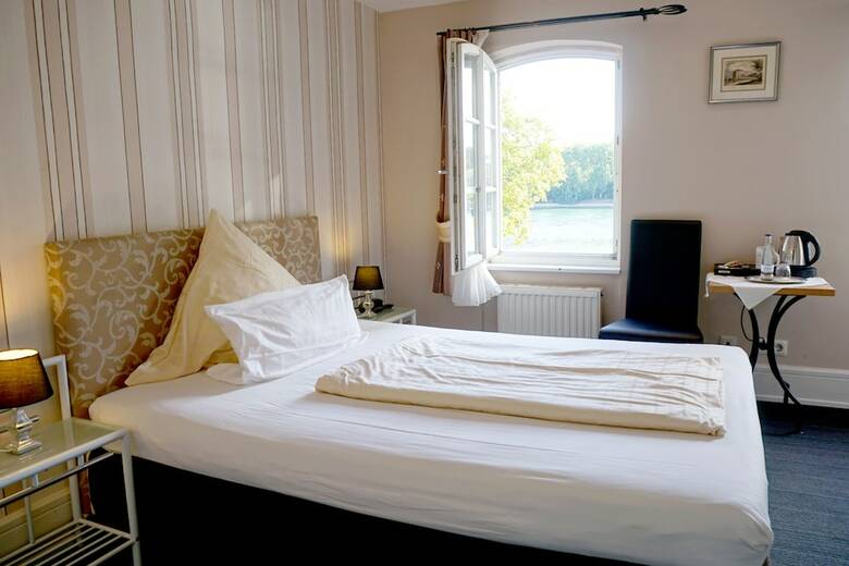Hotel Am Schloss Biebrich