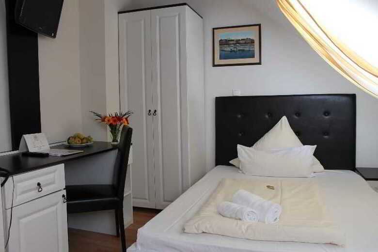 Hotel Am Schloss Biebrich