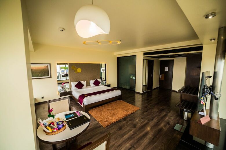 Hotel The Gold Beach Resort