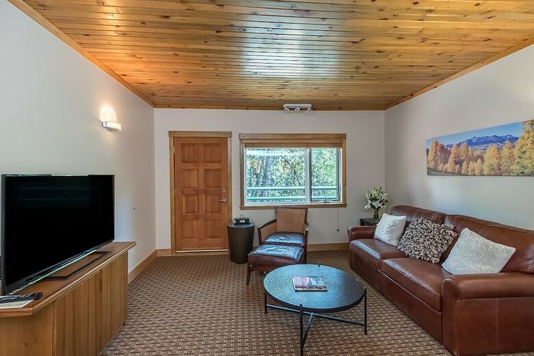 Apartamento Ice House Suites And Condominiums