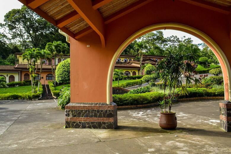 Apartamento Hotel El Tucano Resort & Thermal Spa