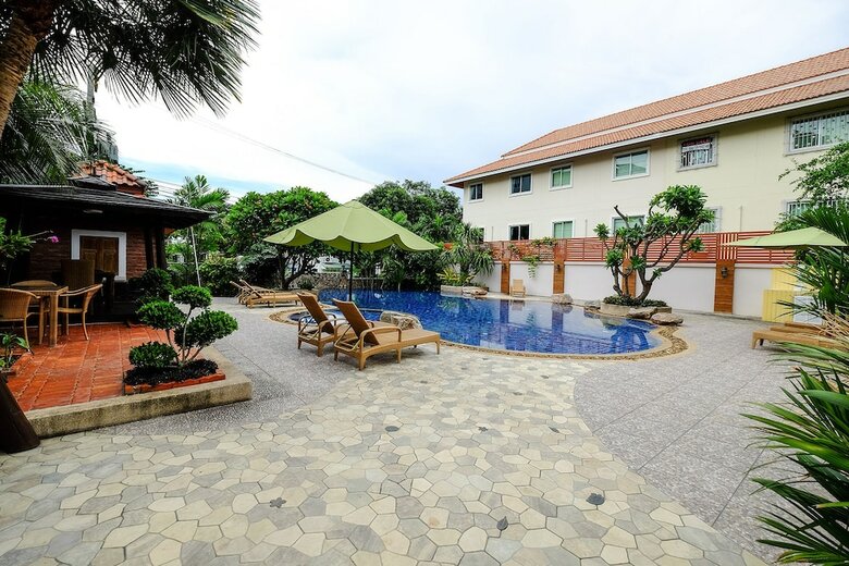 Hotel Harmony Inn