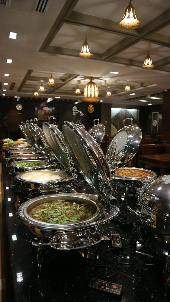 Aiyaree Place Hotel