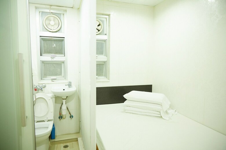 Hostal Kam Fu Guest House