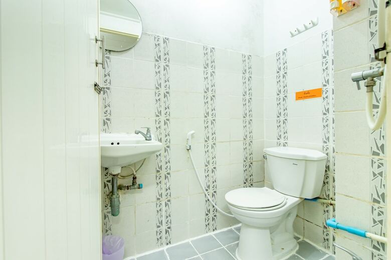 Hotel Riski Residence Bangkok-noi
